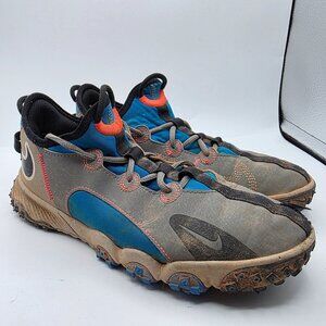 Nike Future Field Boys Size 6 Gray Turf Shoes Athletic Sports Outdoors